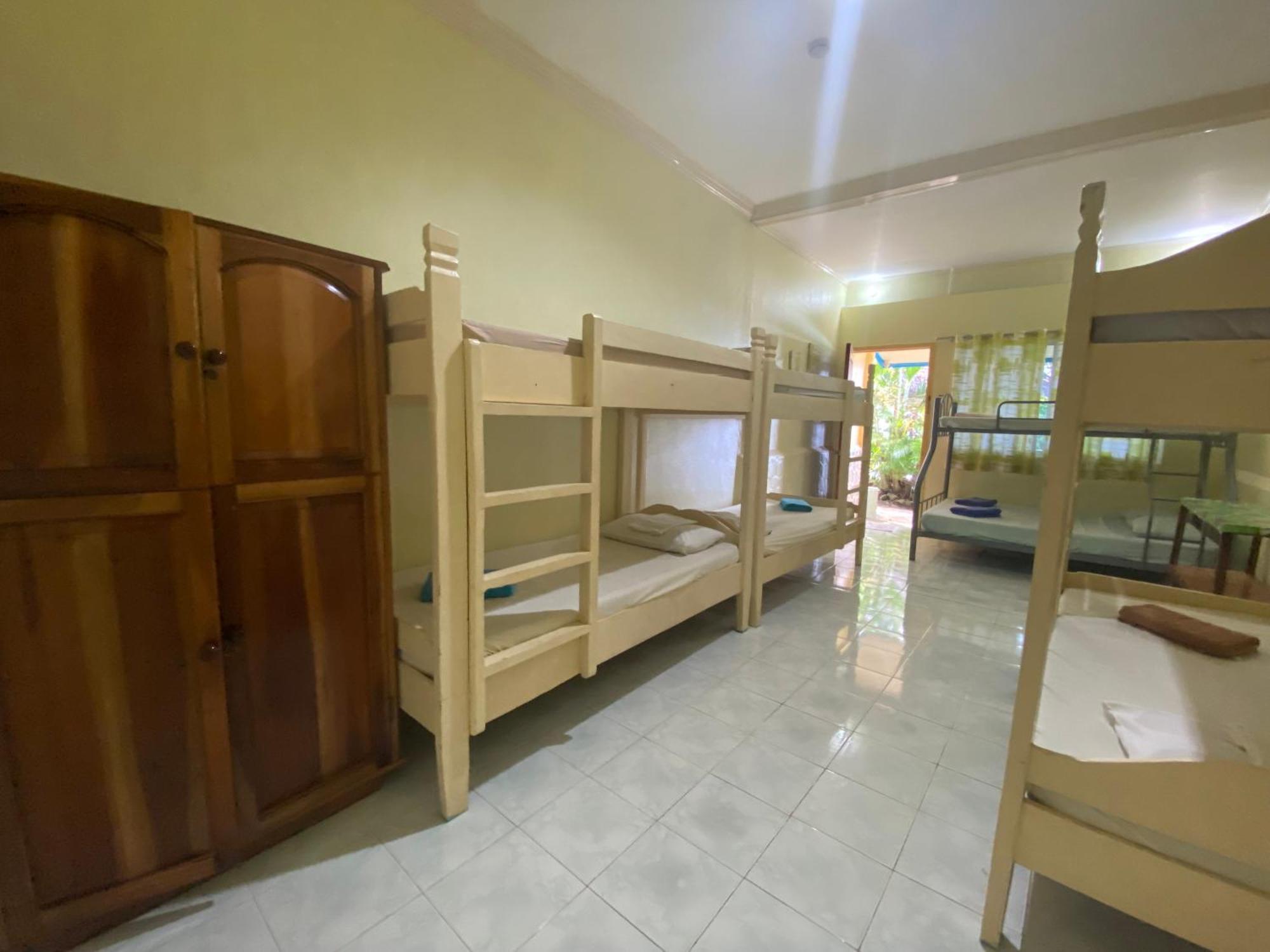 Camiguin Island Golden Sunset Beach Club Mambajao Esterno foto
