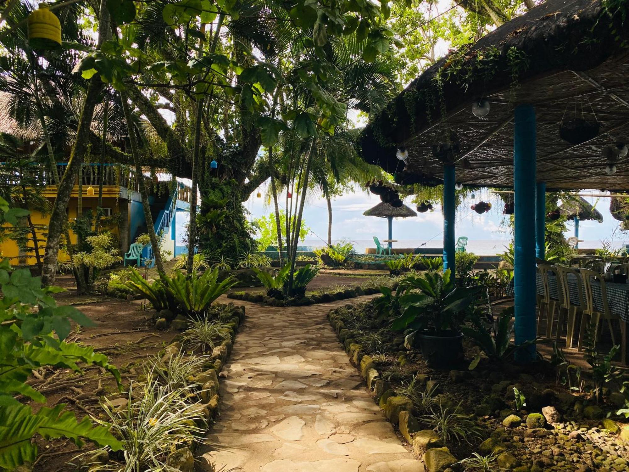 Camiguin Island Golden Sunset Beach Club Mambajao Esterno foto
