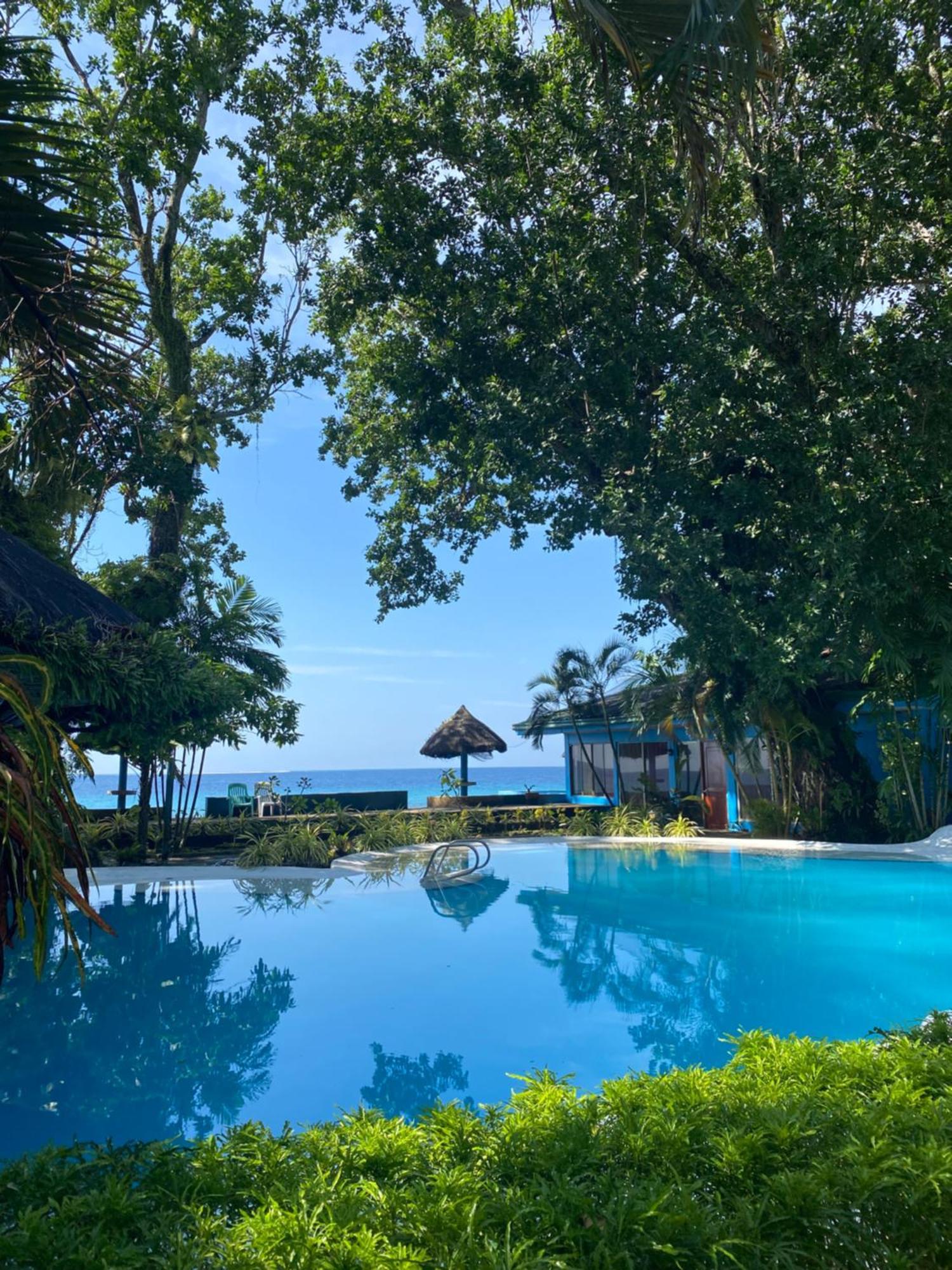 Camiguin Island Golden Sunset Beach Club Mambajao Esterno foto