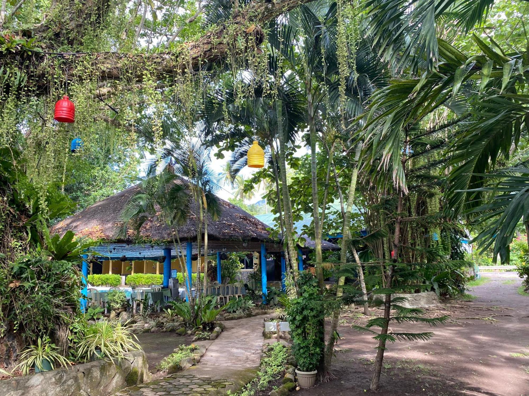 Camiguin Island Golden Sunset Beach Club Mambajao Esterno foto