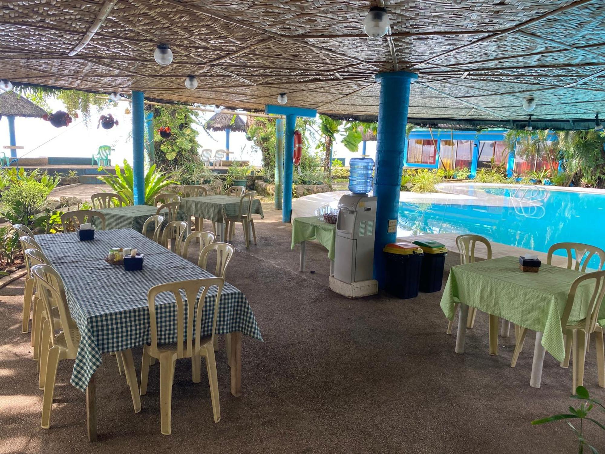 Camiguin Island Golden Sunset Beach Club Mambajao Esterno foto